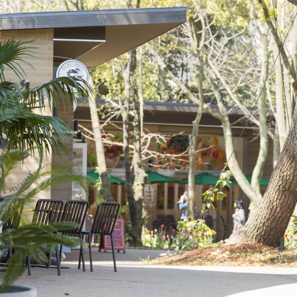 メイカーズピア